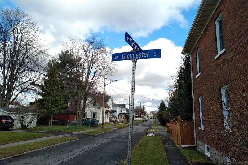 Drug bust on Cornwall’s Victoria Avenue bit.ly/2Bt6KhL @CCPSmedia #CornwallON #drugbust https://t.co/HBljE1fs6m