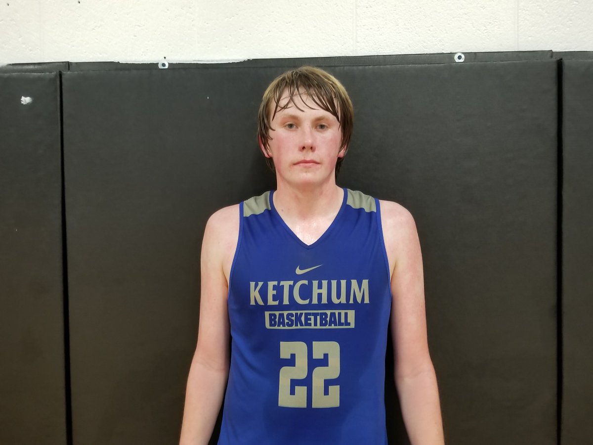 KetchumHoops's tweet photo. 2018 @miles_monical22 (6'4", 190 lbs) with a monster game for 7th ranked #KetchumHoops in their opening 72-51 win of Ok Union, leading the team with 19 points, 16 rebounds and 5 assists. Seniors @jayden11martin (18 pts) and @T__Go21 with 16 and 10. @okpreps @PrepHoopsOK @VYPEOK https://t.co/vfNFiMJubY