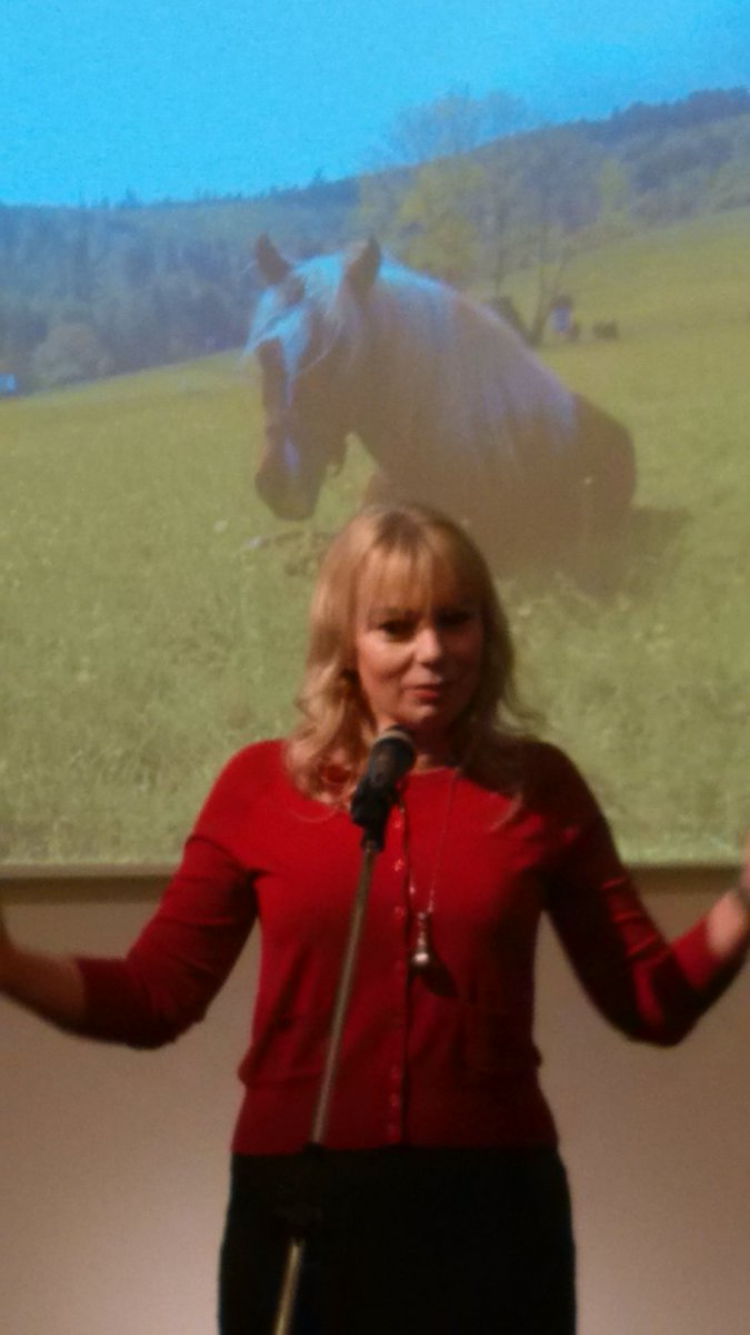 VELEN_in_EU's tweet photo. EU-Kommissarin Elżbieta Bieńkowska in the Embassy of Poland to Winter Occasion from the SouthpolandHouse https://t.co/8jdbncZdTa