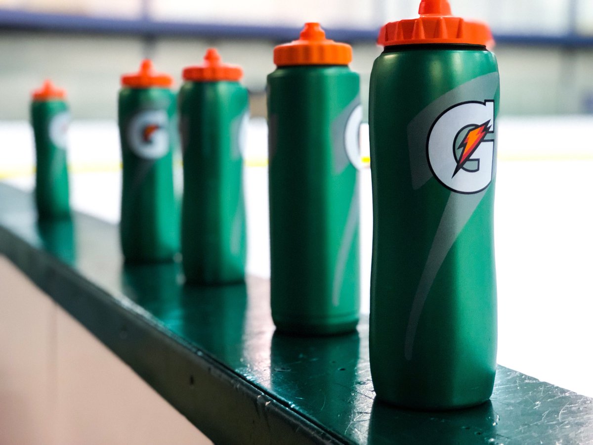 ThunderCWHL's tweet photo. .@GatoradeCanada keeps the 🌩 hydrated 💦 during games AND keeps you closer to the action with intermission interviews 🎤 during #CWHLLive broadcasts!
Watch our #ThunderYCP 🏳️🌈 game this Saturday at https://t.co/7aqP7Dbhk9 https://t.co/FxkzgviqUY