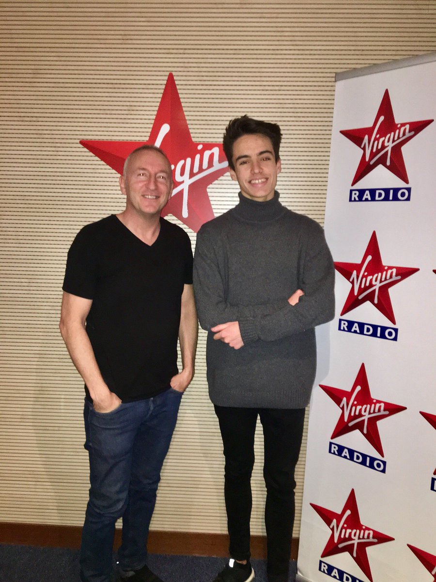 vicapsmusic's tweet photo. #Interview 🎙 #VirginRadioRennes #Vicaps https://t.co/ai3SvBhlFs