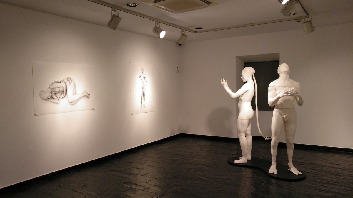 ArteAlNorte's tweet photo. Hasta el 7 de enero de 2018 "Ensayo y error del Posthumano" de @imperdiblewoman & #AlbertoValverde en @MuseoAnton. Texto de @NataAlAr vía @elcuaderno_web #posthumanismo #3D #cyborg #postgenero #donnaharaway
https://t.co/ptAPy1ruY5 https://t.co/2CNNDkreFC