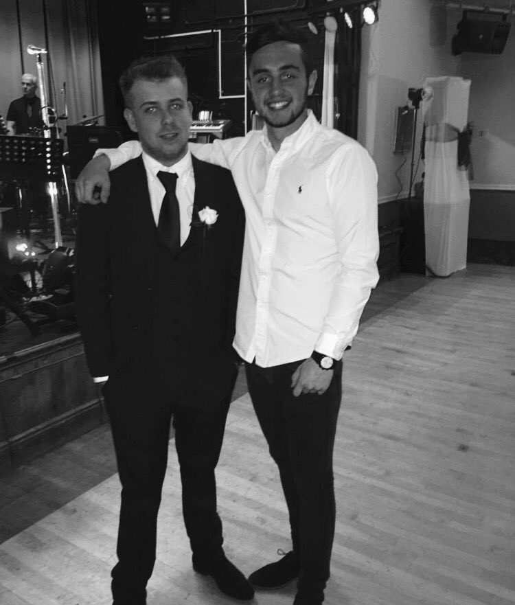 dannypritchh's tweet photo. Happy birthday @jamiestebbings hope you’ve had a good day and see you very soon for a few 🍻🍺 https://t.co/SRdnSGhFXo
