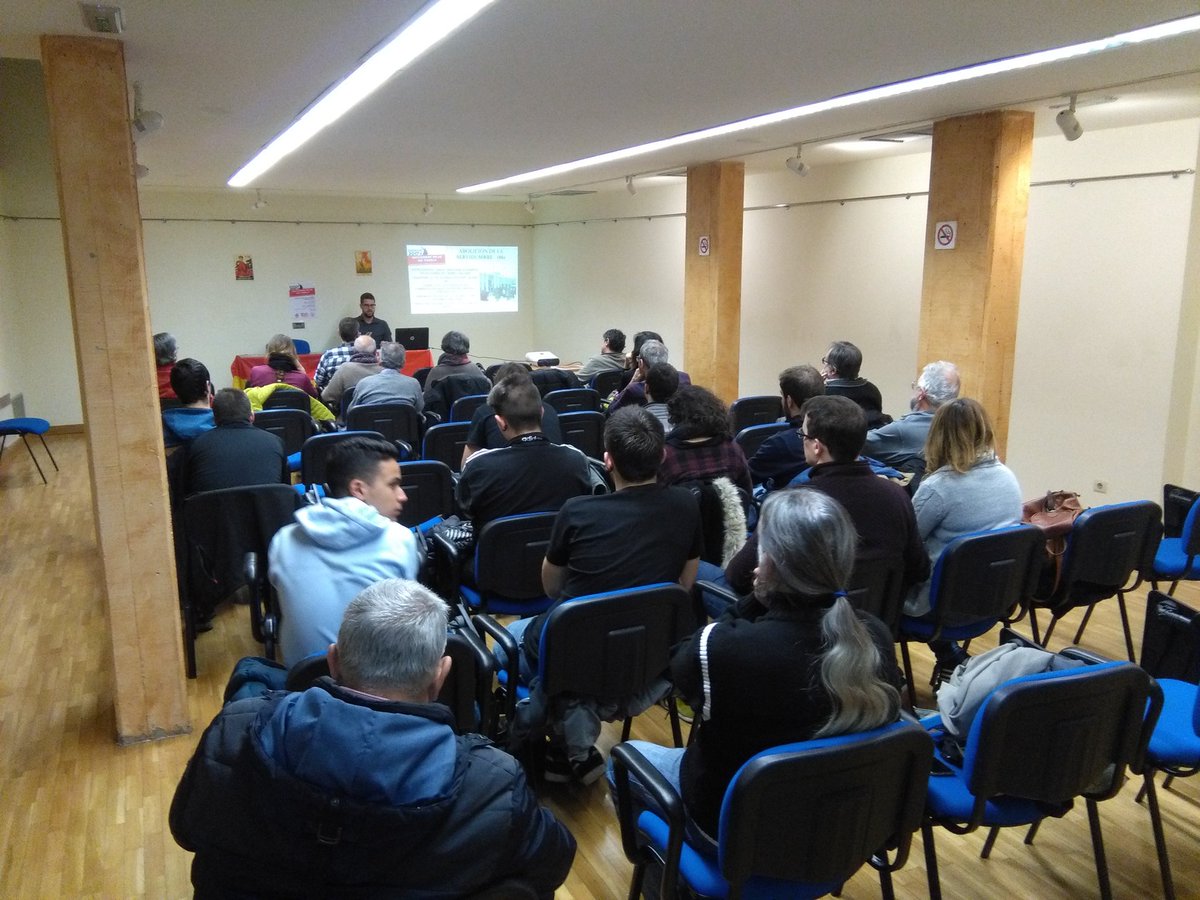 EPKPCENavarra's tweet photo. Buena acogida en #Tudela de nuestra charla Rusia, "Lucha de Clases y Revolución". @Espacio2017 @GazteKomunistak @pce_epk https://t.co/5hKliSvXfN