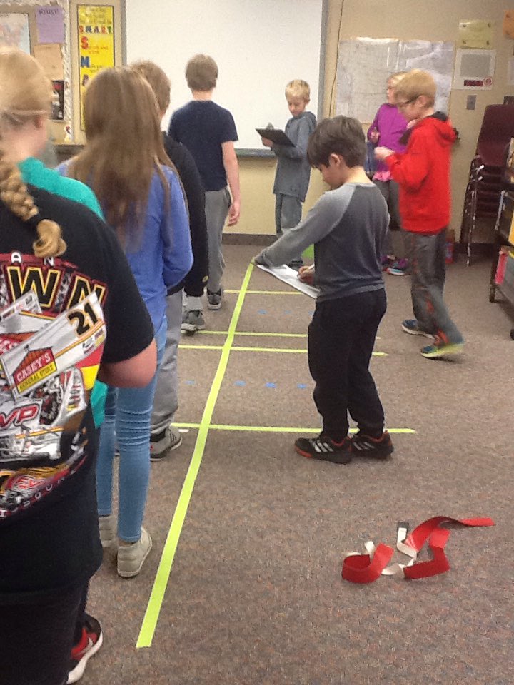 Transportation #engineers are hard at work. #stem #designthinking @EiE_org <a href="/IowaSTEM/">Iowa STEM</a> <a href="/NC_Iowa_STEM/">NC Iowa STEM Region</a>