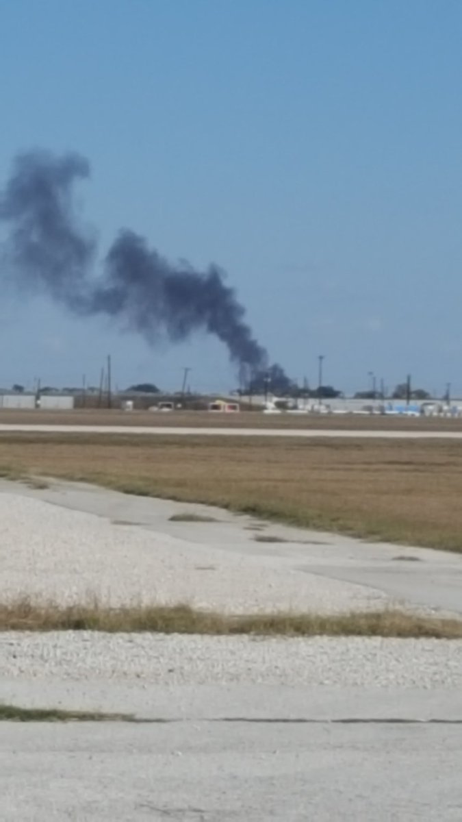 bobpress3's tweet photo. @Box120Fire @ctfirephoto From on JBSA as the box went out https://t.co/efT2ZxLuxs