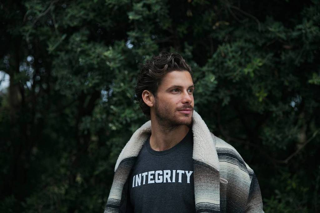 Rebel_Disciple's tweet photo. Never underestimate a person with integrity.

#BeaRebel #DoRightNotEasy https://t.co/pK6GNMdmui https://t.co/nKYNc4CyF2