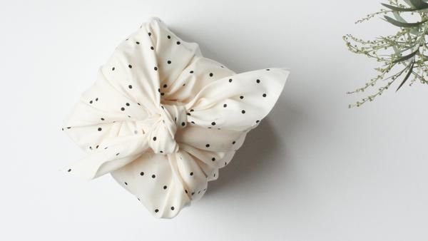 les_sublimes's tweet photo. 5 Simple Ways to Make The Holidays More Sustainable. You might just make them more fabulous too!

https://t.co/JD73RZaZxF https://t.co/cUyUrr1B4g