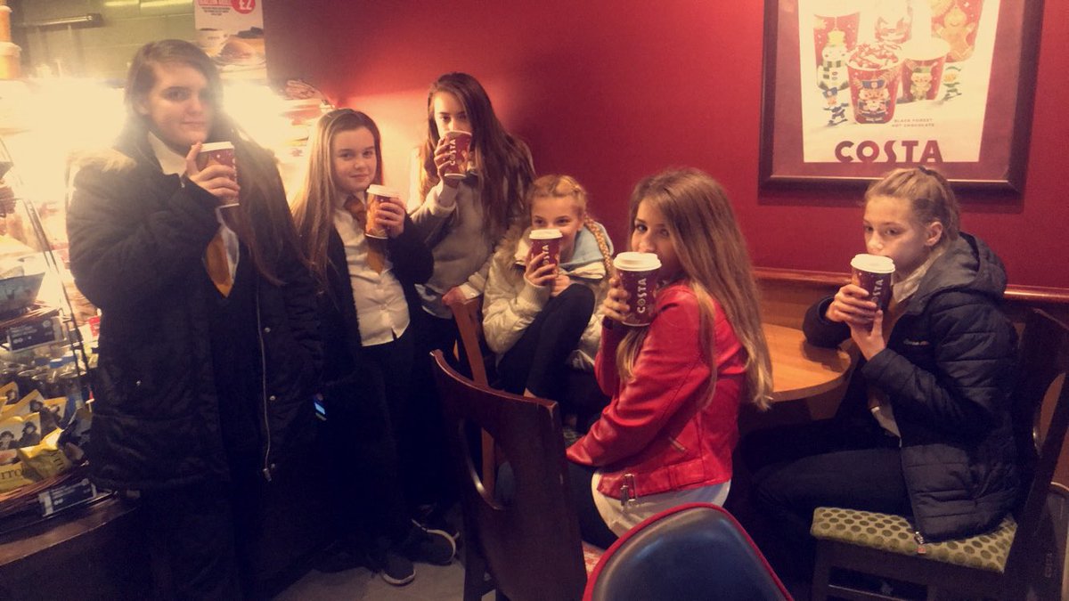 CHS_inclusion's tweet photo. Our S1 #PositiveProgressions had a great afternoon being #active and learning about five interesting facts about one another. Walking 1.5 miles to Broughty Ferry from @Craigie_High meant they deserved a hot chocolate from @CostaCoffee #FriendshipGoals https://t.co/8IYQEfrNrH