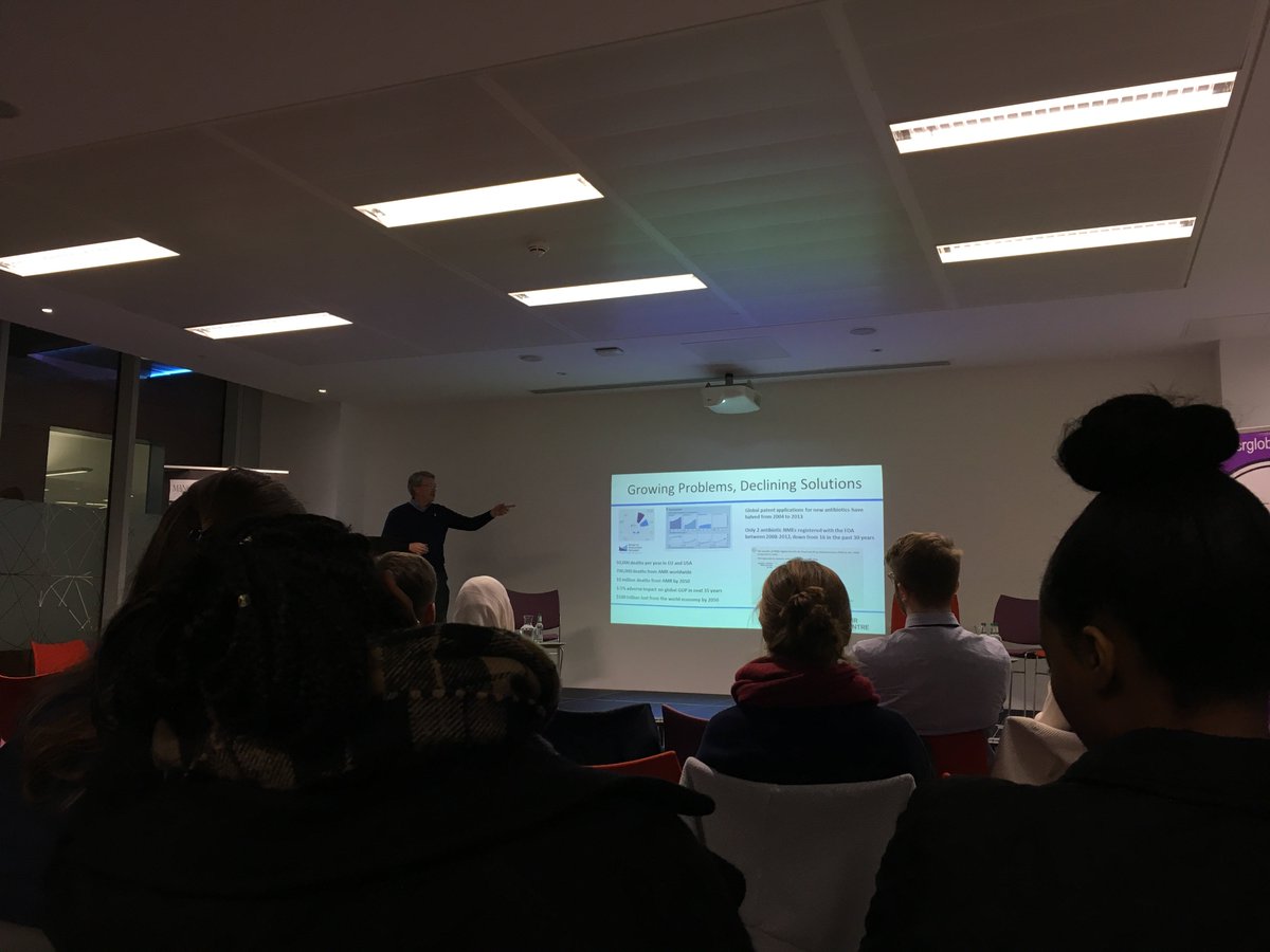 Growing problems, declining solutions. Currently 700,000 deaths will rise to 10 million deaths a year due to AMR infections! Dr Peter Jackson #KeepAntibioticsWorking
@ReThinkX <a href="/GlobalHealthMCR/">GlobalHealthMCR</a>