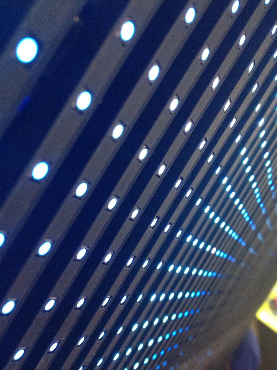 Light_ChannelMx's tweet photo. Contamos con más de 3 km lineales de #PantallasLED.
Conoce nuestros servicios en: https://t.co/iPGlum8240
#PantallasLED #Audio #Iluminación #Eventos #TeamLightChannel #México #CDMX https://t.co/5Fys7DMYfs