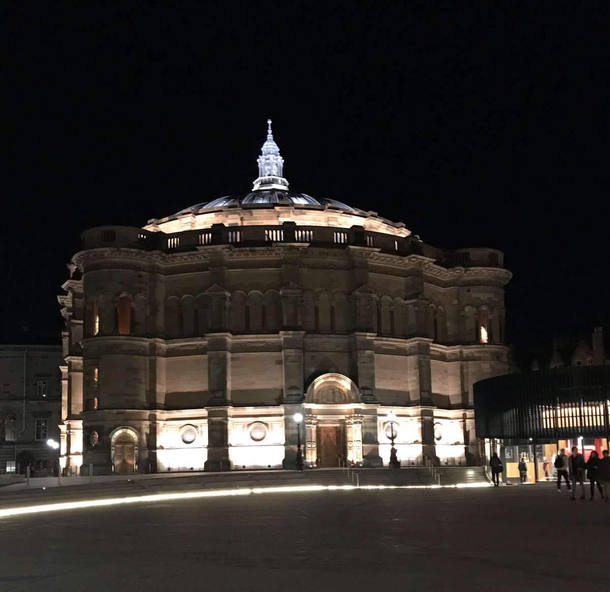 AilsaNiven's tweet photo. Congratulations to all @GradEduEdi students (and especially our MSc PA4Health group) who graduated today in this stunning building #getoutstrongcommit https://t.co/8DGdC9FOHH