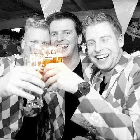 BandStageNL's tweet photo. Yeah! Al weer 175 artiesten op BandStage. De 4 nieuwe aanwinsten van deze week:
https://t.co/oEXhIpIQgc
https://t.co/1KYfT46J4V
https://t.co/1EhUnOJNGO
https://t.co/nBTdVUF4bv https://t.co/FEjdMiB9wE