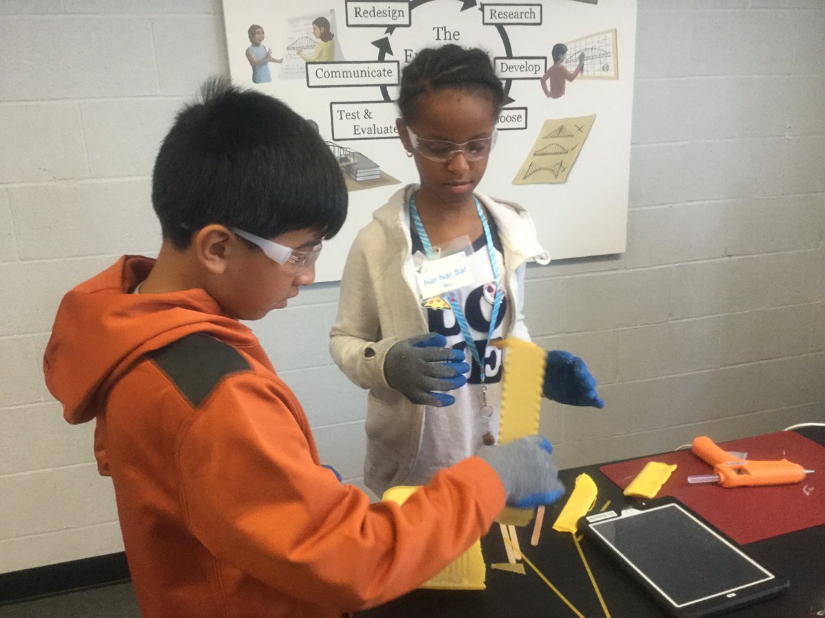 STARBASEAustin's tweet image. After the Thanksgiving holiday #VeteransHillHippos join us at #STARBASEAustin! First mission is #BridgeQuest for the town of Water's Edge. 🌉 @HuttoISD @HuttoTxEDC