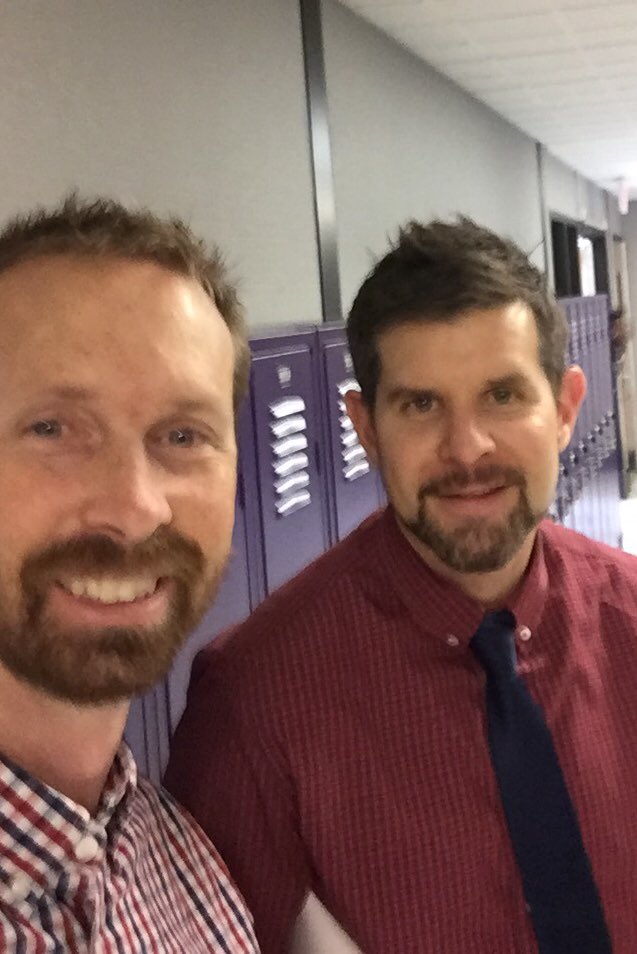 MrLee_Science's tweet photo. Thanks for the winning raffle ticket #BHSadmin #raidergold https://t.co/3X7iLsZn4s