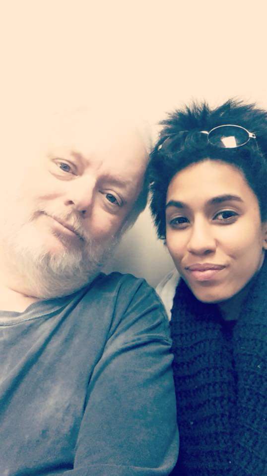 lafleurmtl's tweet photo. Moi et ma fille# premier snapchat.me and daughter.#firstsnapchat https://t.co/js4xgWUk7m