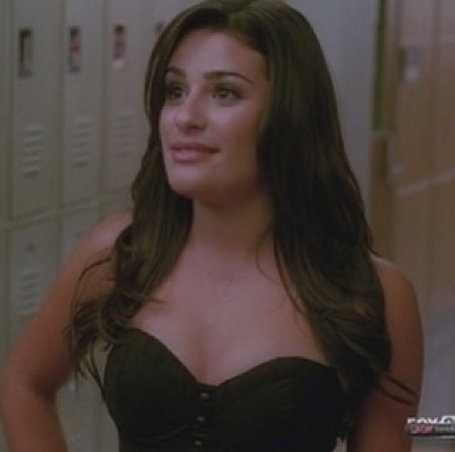 _HeadCheerio_'s tweet photo. Hey guys its Rachel
I'm single and looking for a single Sam
Id like to ship #samchel https://t.co/e05Oy0mVCP
