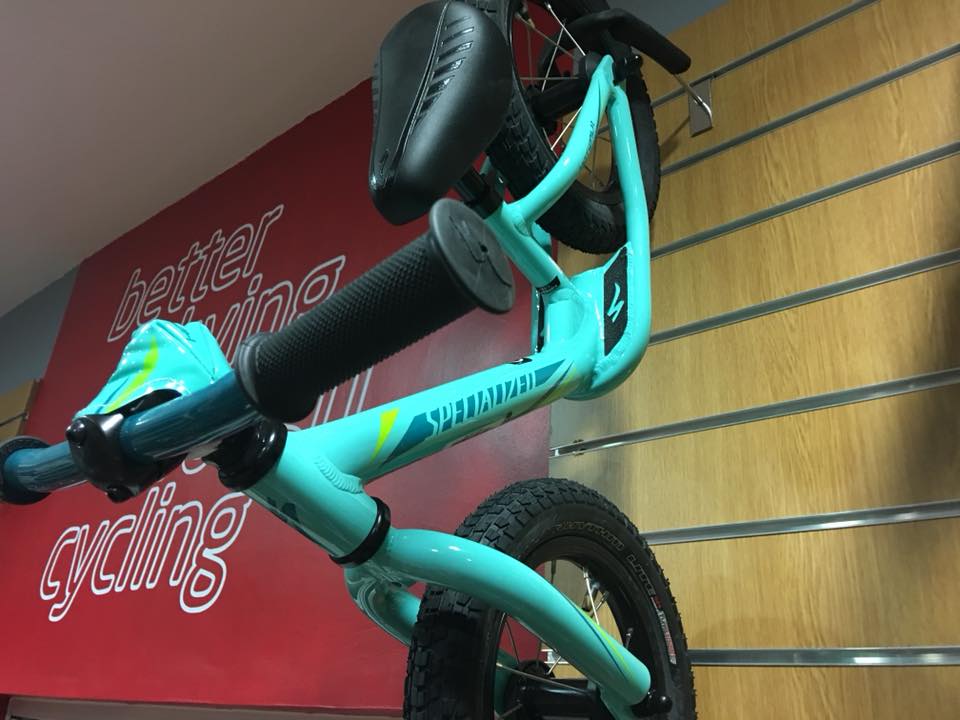 Christmas ideas: Little bikes for little people... these are the Specialized Hotwalks for those little nippers. As a first bike they focus development on balance, handling and fun rather than pedalling something with stabilisers. facebook.com/redkitecycles/… redkitecycles.co.uk