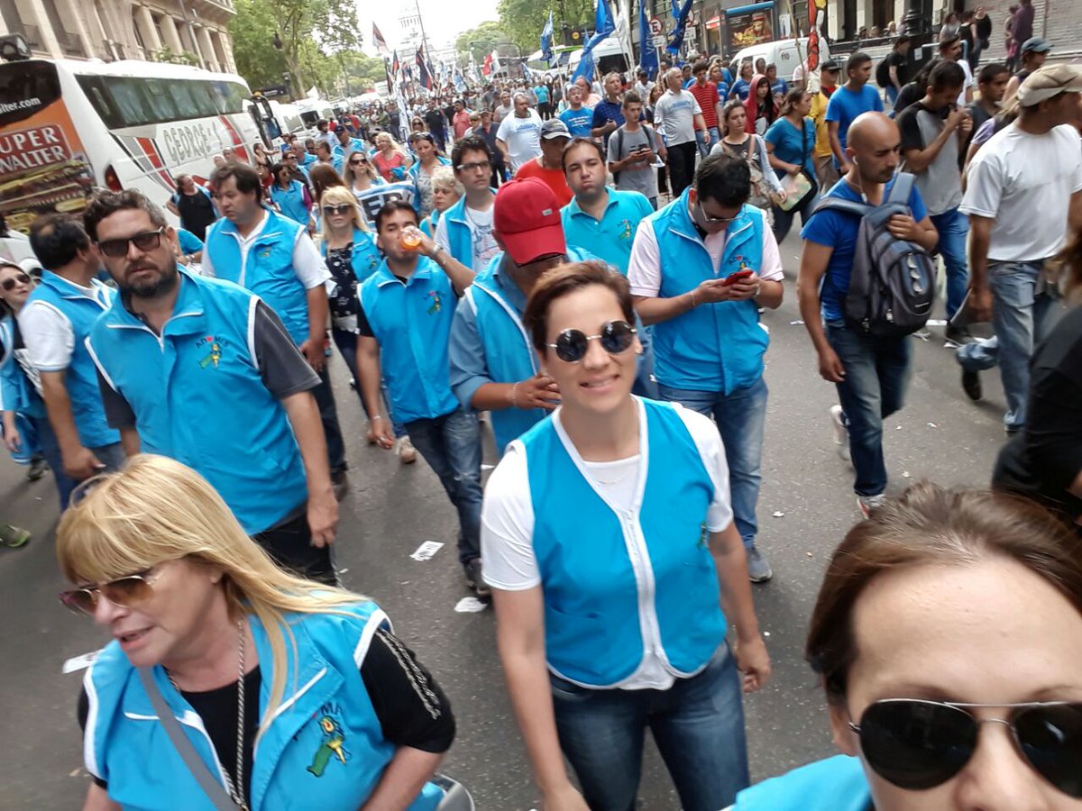 udpm_misiones's tweet photo. Ahora plena marcha de CTERA y la UDPM a pleno con sus delegados y @mariluleverberg https://t.co/M85vRXWf6Y