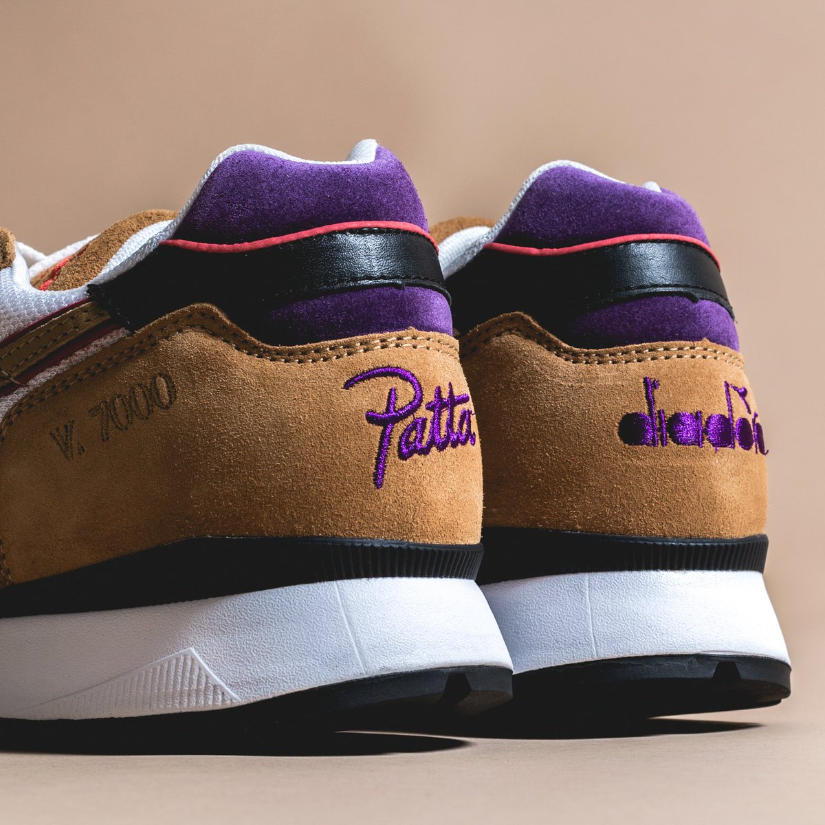 diadora v7000 patta