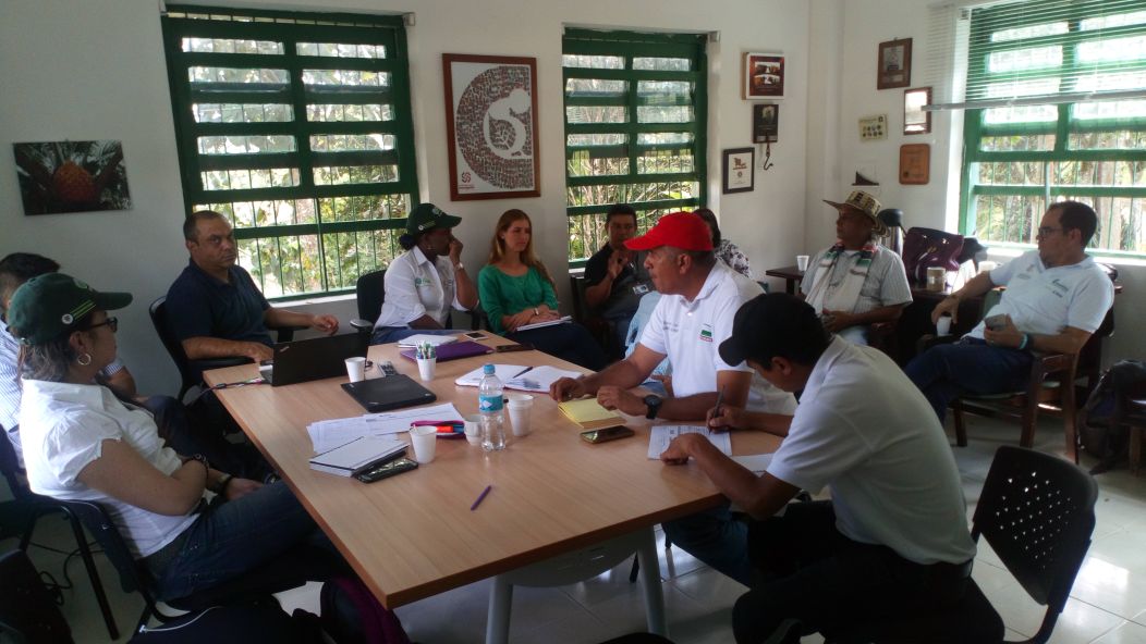 SomosAGROSAVIA's tweet photo. Acogemos en nuestro #CIElNus, reunión de @ADR_Colombia y @AgriculturAnt con #Umatas del Nordeste y Magdalena Medio antioqueños, para analizar perspectivas de proyectos productivos para la región https://t.co/duexz4rF9F