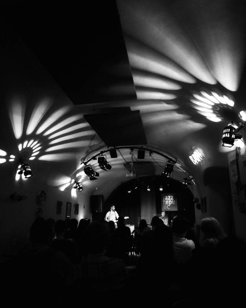 davidcrowe00's tweet photo. Quality venue for a gig
.
.
.
#jazzrepublic #prague #praha #czechia #czechrepublic #music #gig #jazz #citylife #urban #vault #basement #blackandwhite #bandw #igers #igerspraha #igersprague #igerscz #travel #travelgram #huaweip9 #snapseed https://t.co/gzszdCqKKk https://t.co/YqAW5HGmK5