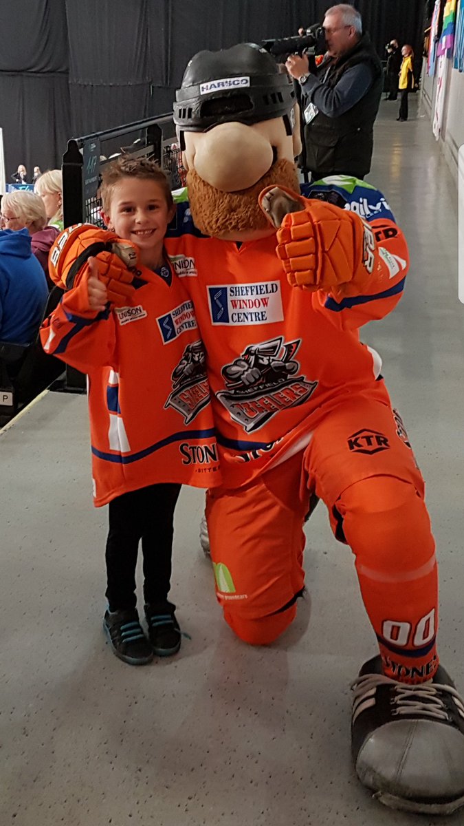 GlenSmart1982's tweet photo. @dundeestarslive @MrWhistle_ @steelerdan_ #STEELERDANPIC https://t.co/nBkQbYptsV