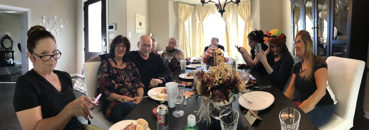 leisa_nunnelee's tweet photo. #Fossil_hill #2017Fun enjoying a Thanksgiving feast with my beautiful family https://t.co/G8KL7g2wFX