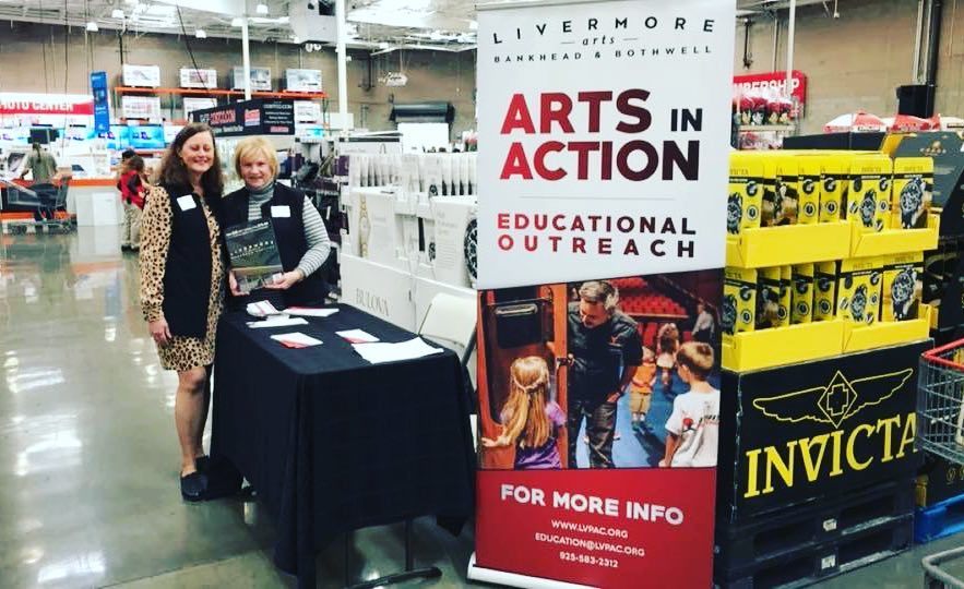 livermorevlyart's tweet photo. LVPAC + COSTCO 📚✏️🖼🎭🎨 #livermoreperformingarts #livermorearts #lvpac #artseducation #livermore #california #trivalley #eastbay #supportthearts 📸credit @emmerick25 🙏 https://t.co/GwxHLyKH77