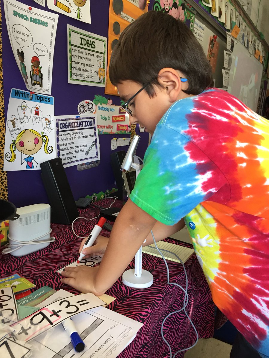 MissRepettoNES1's tweet image. Adding 3 numbers continues using the doc cam and our brains #LookForDoubles #MakeTen #GuidedMath #WeareNorthern