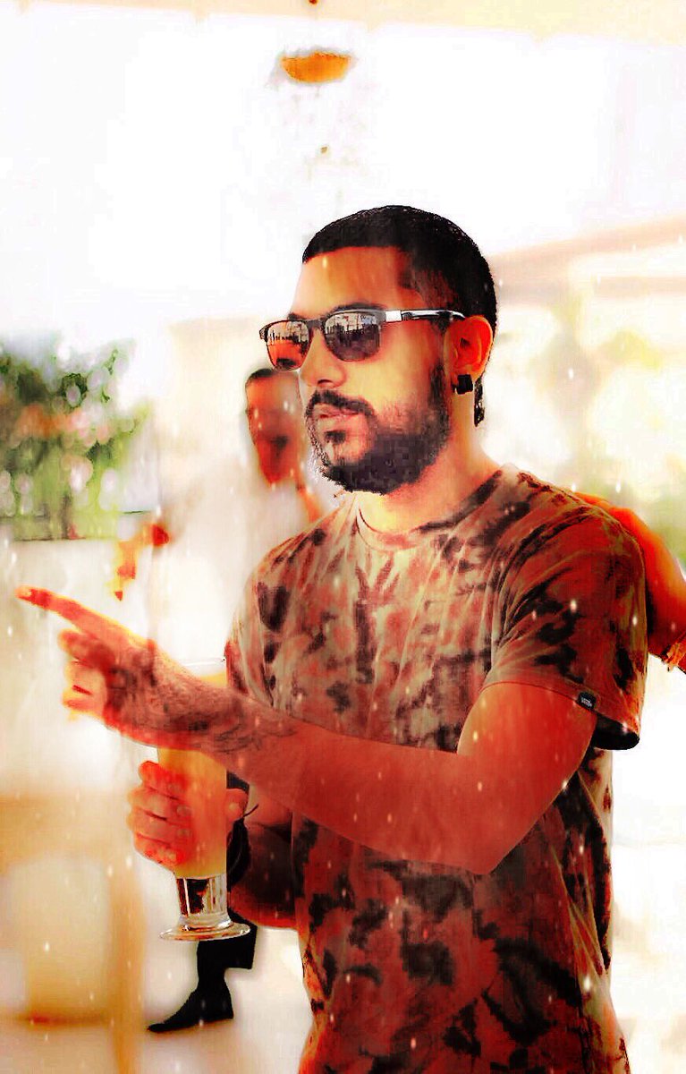 KaranDarraFC's tweet image. A boss has the title 👍A leader has the people ✌️Good Morning Boss @KaranDarra Have an Awesum day 🌟Love &amp;amp; Respect ✊ Happy day everyone 💐