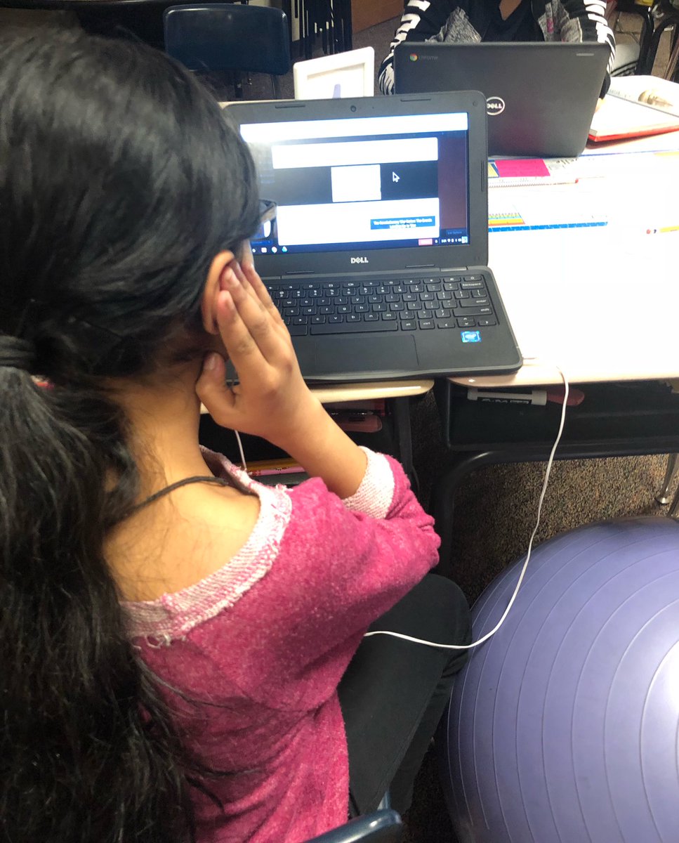 _MsPalucki's tweet photo. We love having @TechCoachTombs come to Room 204!! Thank you SO much @TechCoachTombs for coming in to show the 5th graders @DiscoveryEd! Students loved using #BoardBuilder to include facts, videos & images about the French & Indian War! #63success #SocialStuidesFun #NewTechTool 😊 https://t.co/7w73xOhApJ