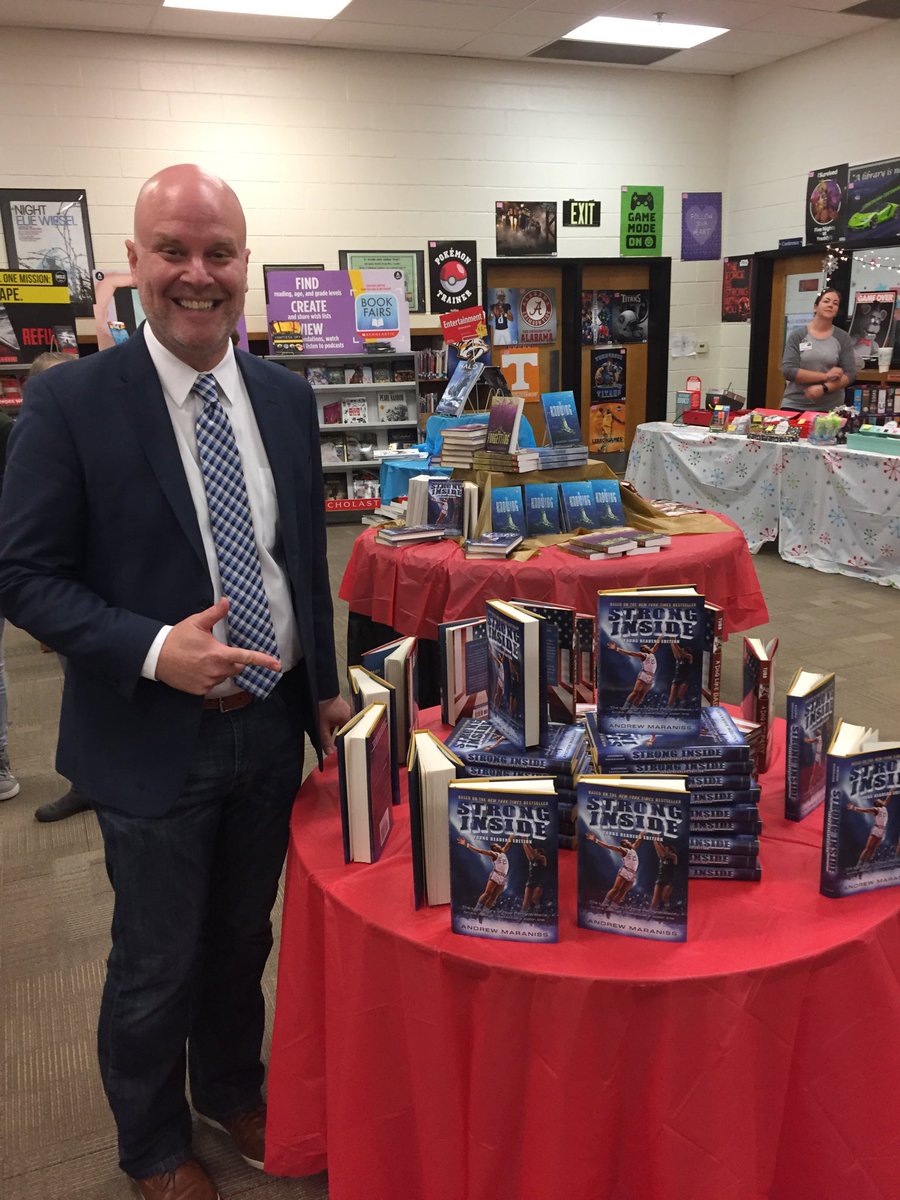 wcsPageMSjc's tweet photo. Inspiring visit w/ @trublu24 today! Come meet him tomorrow night at Family Night w/ @ktubb & @CameronSharonE! #bookfair2017 #authorsaremyrockstars https://t.co/ChDIFGdEuJ