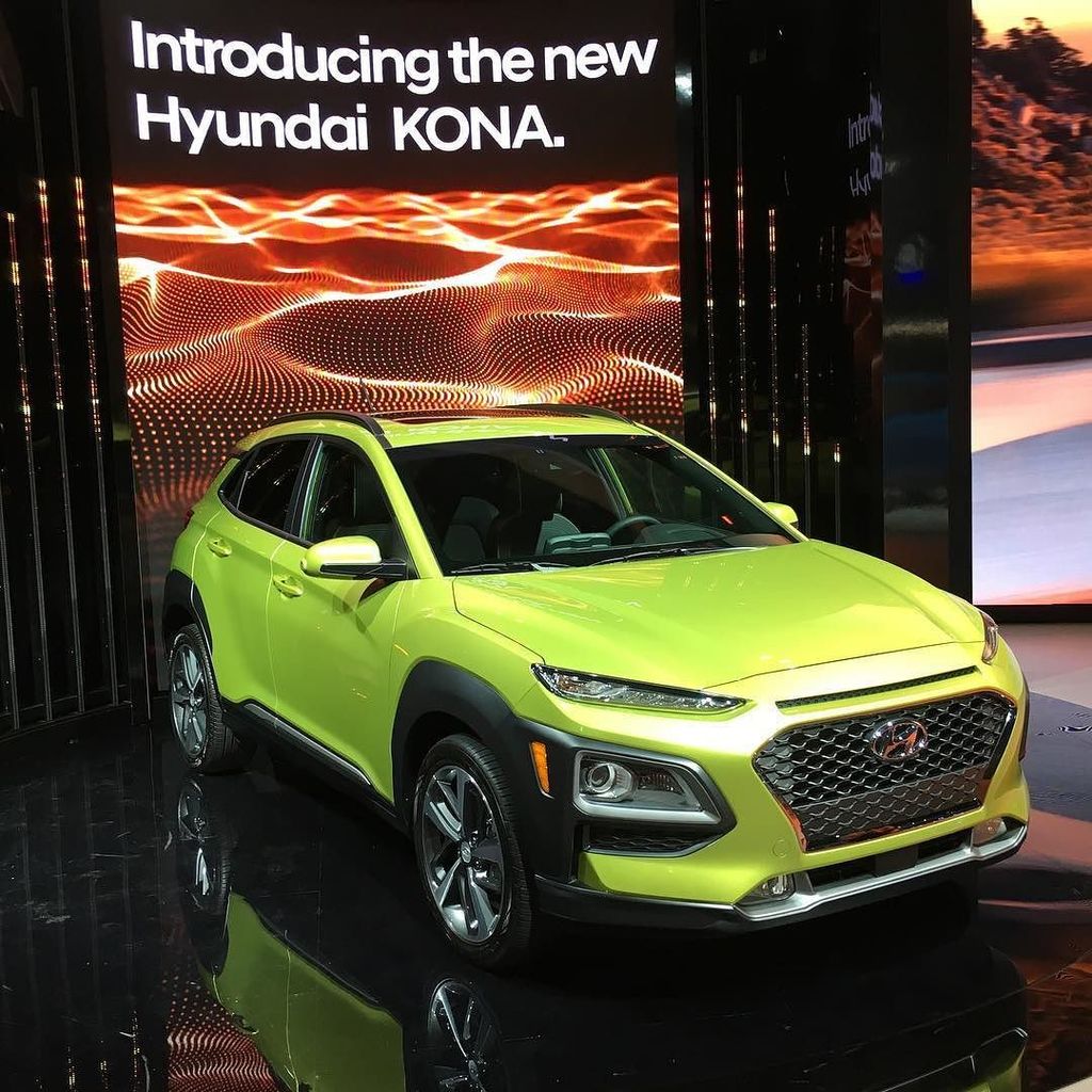 garage_monkey's tweet photo. The new cute ute from #Hyundai, the #Kona #automobilityla https://t.co/MKTcWec524 https://t.co/LJIvAAkpLF