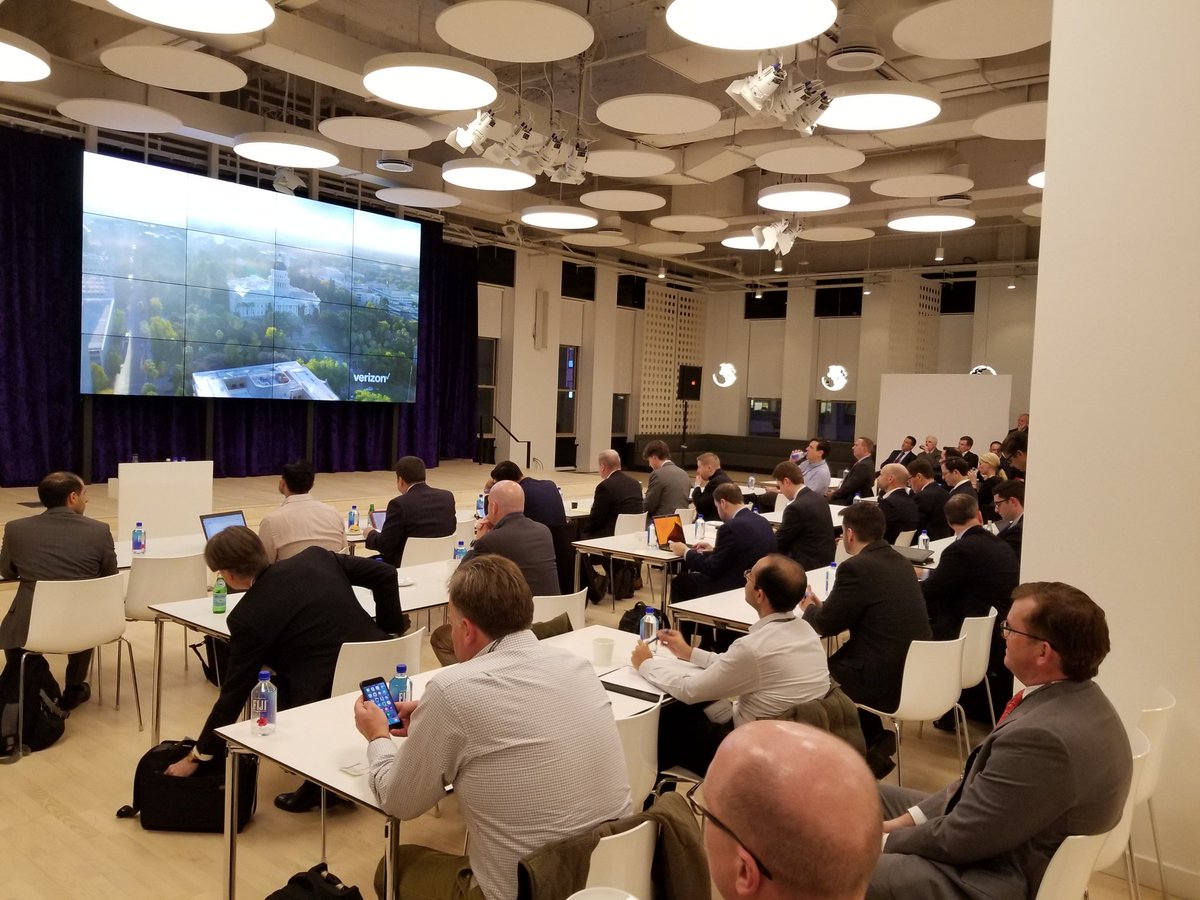 hansvestberg's tweet photo. Announcing that we @verizon will take the lead in #5G by launching 5G residential broadband in 3-5 cities in second half of 2018. Exciting times ! https://t.co/x0DtBEoGq6