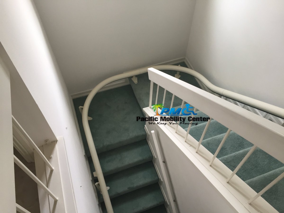 PMCIncorporated's tweet photo. #Hanidcare free curve #Stairlift in beautiful #SanDiego home!
#PacificMobility #AgeInPlace #Independence https://t.co/sQRvqEDclo