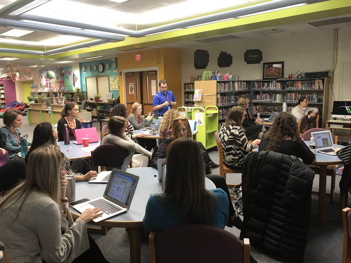 JeffKnappD36's tweet photo. @MrsJohnsonD70 and @techcoachvipD70 teaching the staff a bit more about Twitter and hashtags! #abouthashtags #ironic #d70raptors https://t.co/Y6812oSZuh