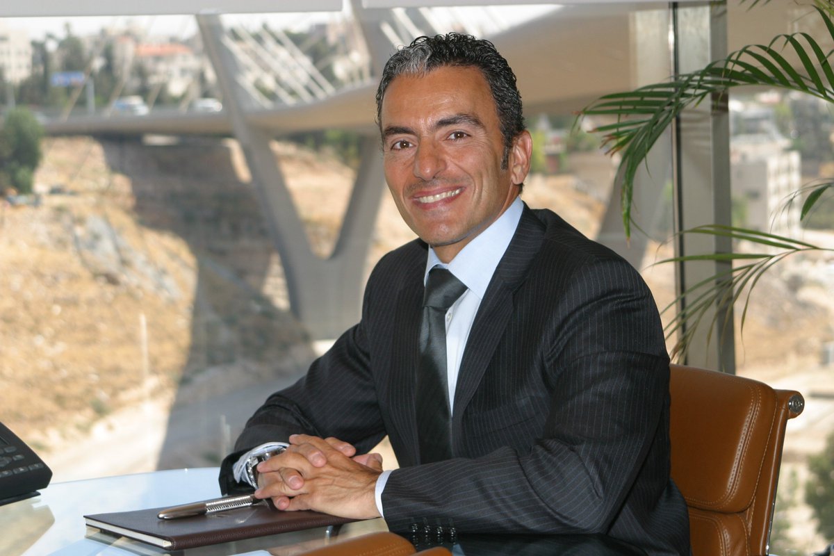 Nuqul's tweet photo. شارك السيد غسان نقل كمتحدث في برنامج حكمت للقيادة حول دور القائد في مجالات العمل وخدمة المجتمع ، وتحدث أيضا عن تجربته الشخصية في اتخاذ القرارات القيادية والتحديات التي واجهها خلال رحلته في بناء مجموعة نقل.
#مجموعة_نقل https://t.co/w9E3TQGiQm