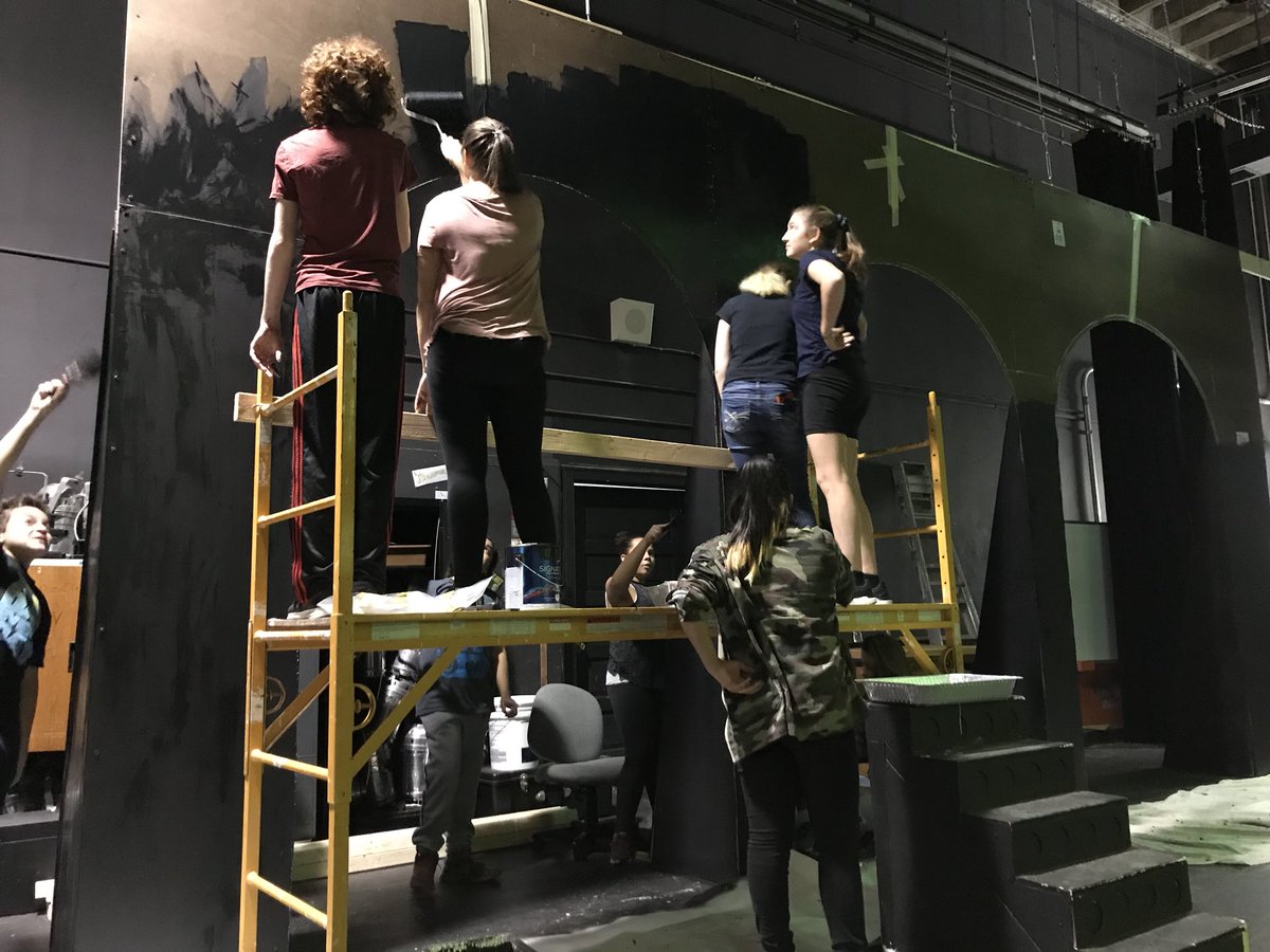 PerryWhs's tweet image. Backstage crew doing the good work they do for upcoming Romeo &amp;amp; Juliet performance :) #Weebuild #WeeWork @WeehawkenTSD @timeforbetty @tammyjteacher45