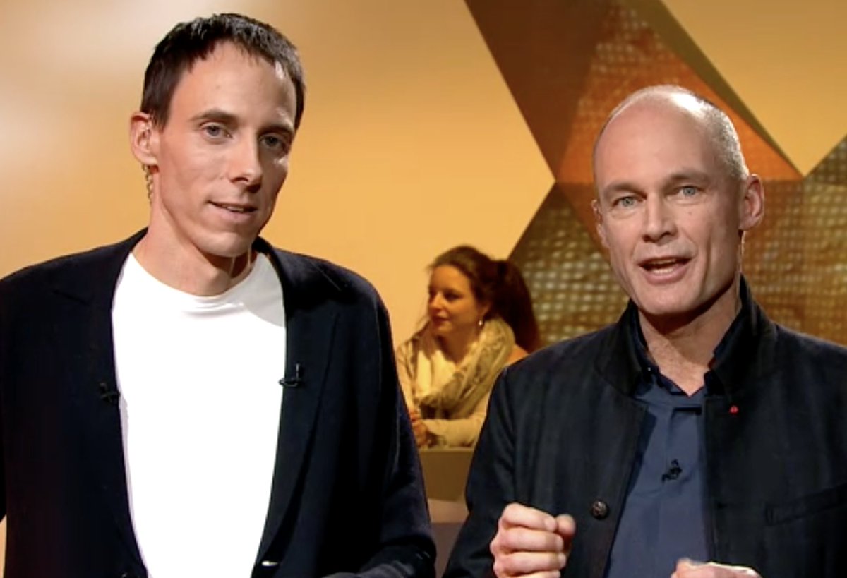 bertrandpiccard's tweet photo. Aujourd’hui, il faut réconcilier l'écologie et l'économie, et montrer qu’il y a un chantier fantastique à faire pour remplacer ces vieux systèmes par des #tech propres- pour créer des emplois, du profit, et améliorer la qualité de vie. @RadioTeleSuisse #1000solutions #plus3degres https://t.co/LpnqC4qi6t