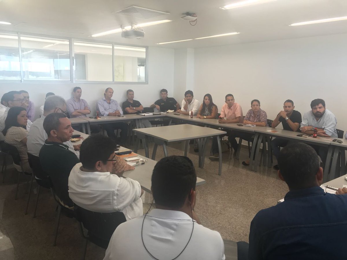 ClusterMetalmec's tweet photo. Excelente asistencia y activa participación de los actores de Cluster durante la mesa de Innovación. https://t.co/RfHW1EEkRb