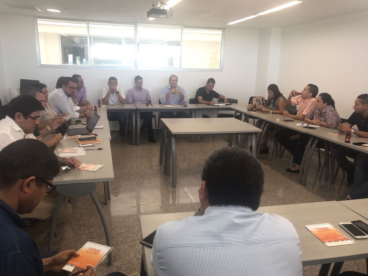 ClusterMetalmec's tweet photo. Excelente asistencia y activa participación de los actores de Cluster durante la mesa de Innovación. https://t.co/RfHW1EEkRb