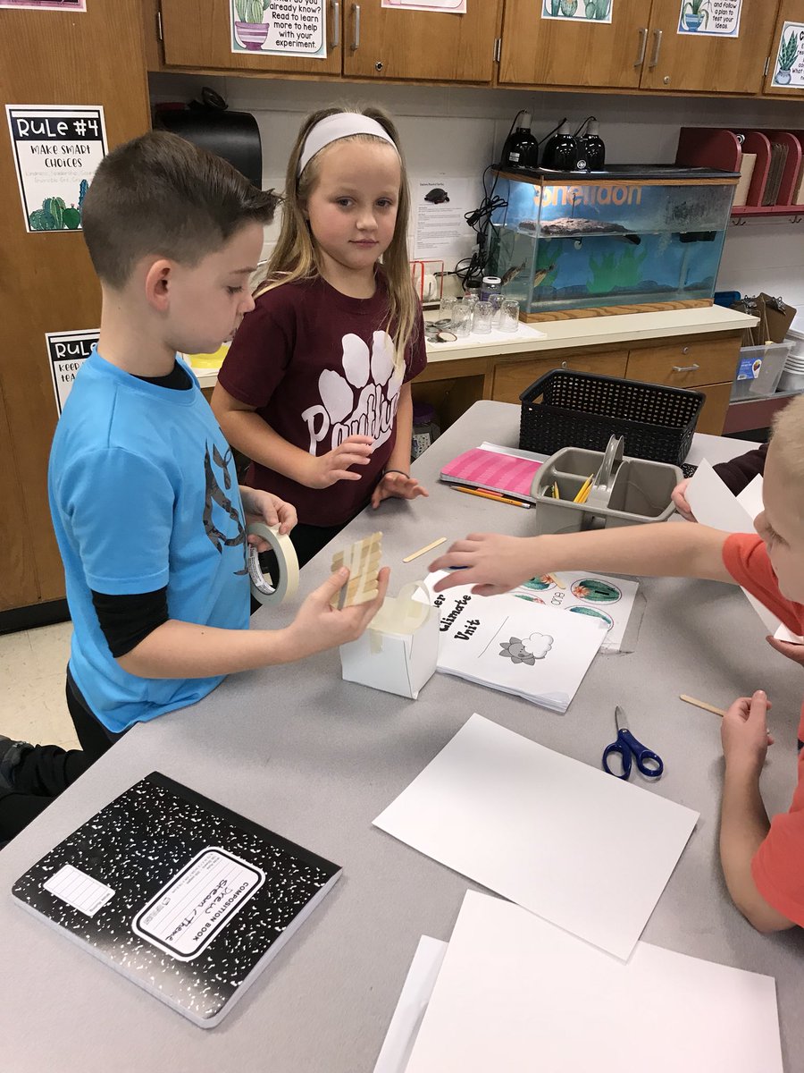 MrsK_STEAMLab's tweet photo. 3rd grade Ss collaborate to design and engineer houses to withstand various types of weather hazards
Blizzards and Tornadoes and Hurricanes Oh My! #STEAMlab #boone2020 @EES_Mustangs #NGSS #EngineeringandDesignProcess https://t.co/T7cR1MkYZZ