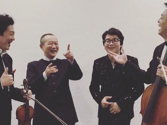 I was rehearsing alone with the London Symphony Orchestra yesterday, and discussed with them the romance of the martial arts spirit - they are without a doubt one of the best orchestras! The three swordsmen are finally here today, time for something real! #tandunontour