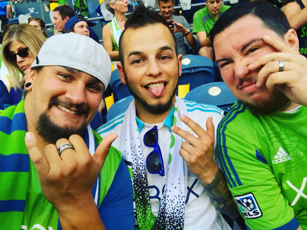 Joe_Cantu5's tweet photo. Canโt wait for tomorrow night!!! #AllForSounders #Alcatel #Sprint #DefendOurCup #SoundersFC @narias24 @KaseyKeller18 https://t.co/MOeq8V9zj7