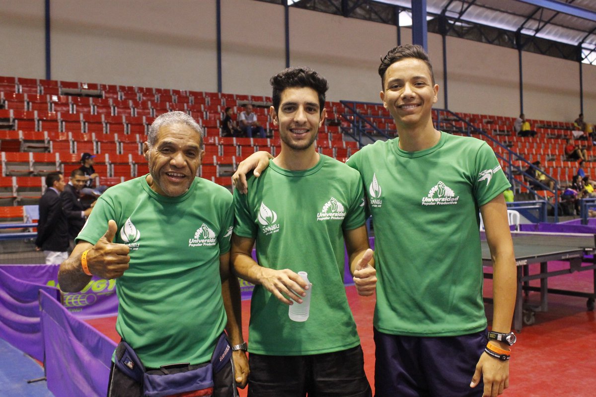 juvineu2017's tweet photo. Atletas de 63 Universidades del País se unen a través del deporte @Mppeuct @hugbelpsuv #JuvineuUptaeb2017 https://t.co/bfVuCUjMf9