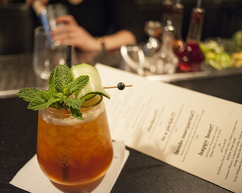 LaszlobarSF's tweet photo. Cucumber-infused gin, Pimm's cucumber, fresh mint and lemon-lime soda are the ingredients that make up 'The Big Easy'. Come in &amp; try it! #gin #cocktail #bartender #sf #sanfrancisco #bar https://t.co/4CR5F51i4O