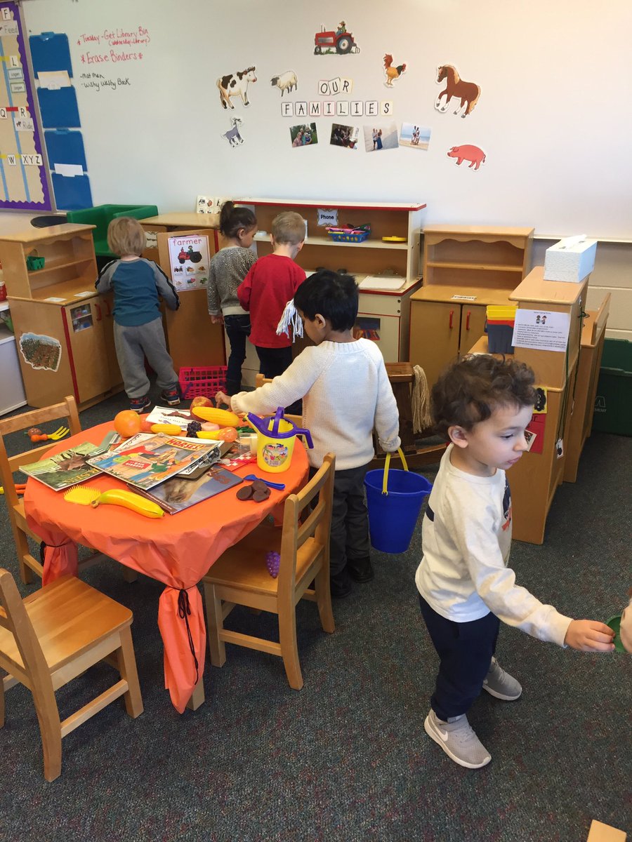 ecwithmisskim's tweet photo. Thanks Mrs. White's friends for joining us in play today and sharing in our "Horse" learning! #kbk302 #ec302 https://t.co/hP3pUPS65u