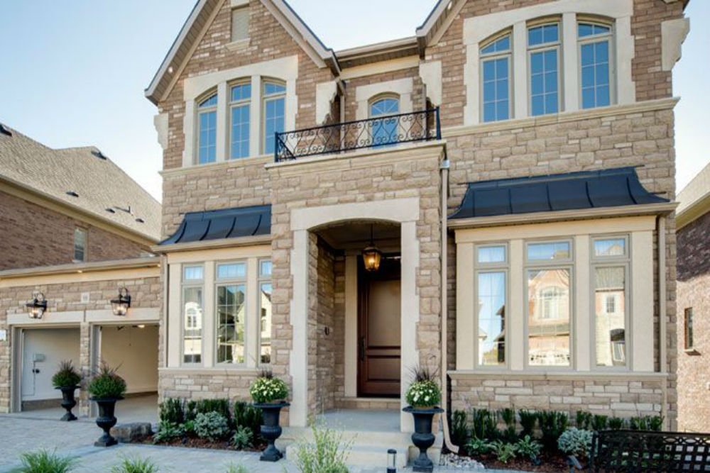 caliber_homes's tweet photo. Take a stroll through the beautiful and vibrant neighborhood of Spring Valley Estates in Brampton. https://t.co/lrHLznYZVg #caliberhomes #gtahomebuilder https://t.co/qTKBNMZkSJ