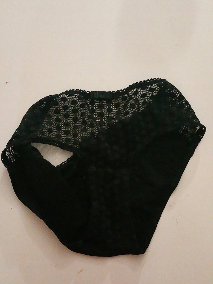 TwoTgirlsLNF's tweet photo. A pair of panties from a pretty lady. Are these yours? Reply below! Retweet so these panties can go home! https://t.co/uCdQgMw9PH